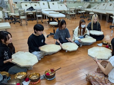114-2學期【(一).3】115年尼泊爾頌缽初階、高階認證(美容系)圖片