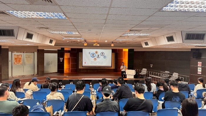 老師與學生互動