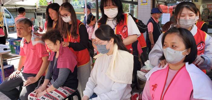 專業服務-肩頸精油按摩圖片