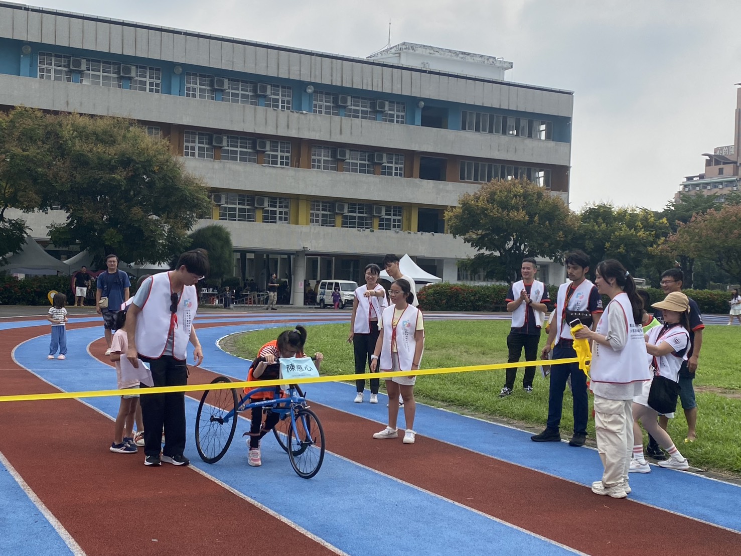 114/9/28【(二).9】2025 Super Kids兒童輔具運動會(保險金融管理系)(另開新視窗)